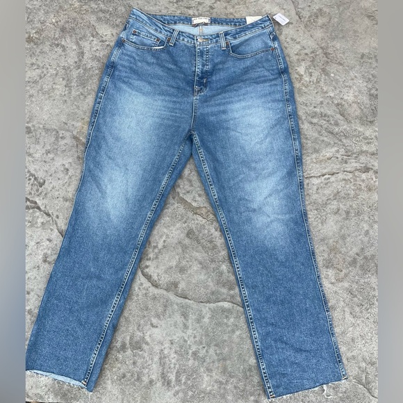 new with tags FREE PEOPLE curvy  High-rise Vintage Straight Jeans - Picture 10 of 10